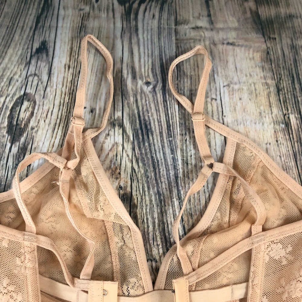 New‼️ Free People Isabella Lace Nude Bra Bralette - Picture 8 of 8